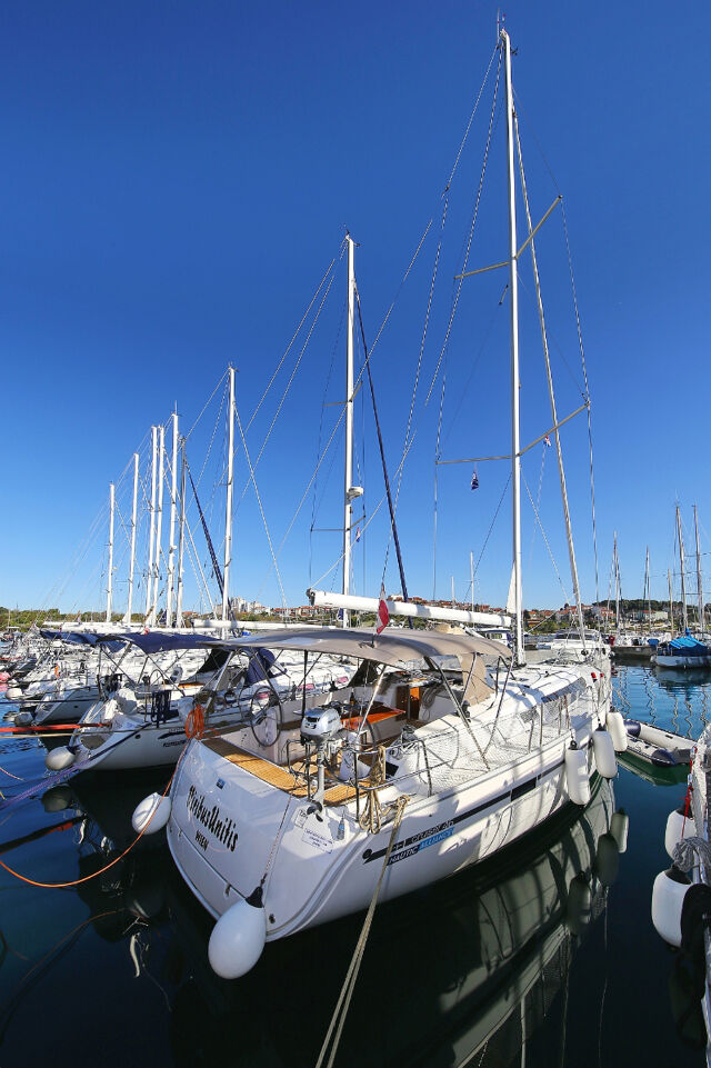 Bavaria Cruiser 46 - 4 cab. Viribus Unitis